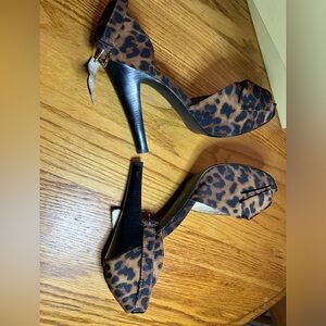 Michael Kors Cheetah High Heels 👠